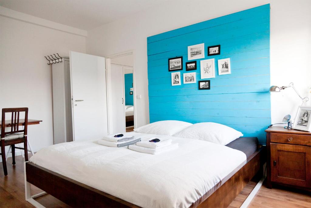 Green Residence Boutique Lofts & Villa - Comfort Double Room With Shared Bathroom