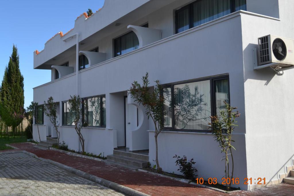 Kum Hotel