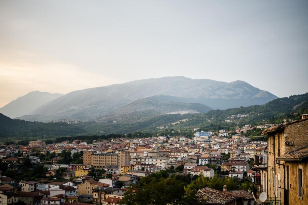 Zdjęcie z galerii obiektu LaVistaDeiSogni Antica w mieście Celano