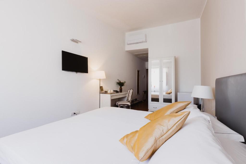 The Artists' Palace Florence - 12