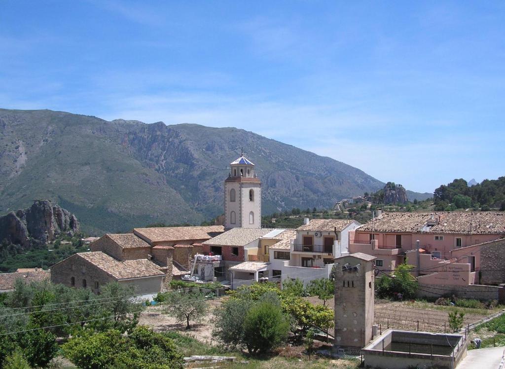 APARTAMENTOS SERRELLA - Rural Guadalest, Benimantell ...