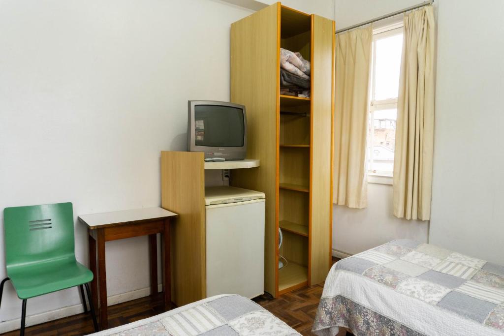  City Hotel