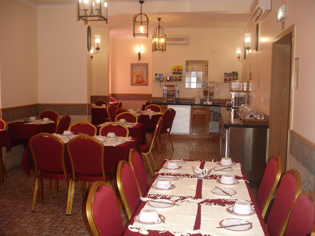 Grande Pensao Residencial Alcobia