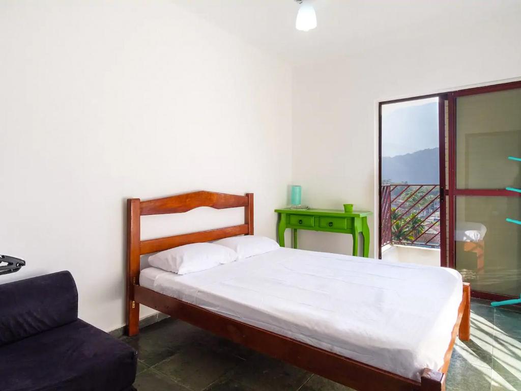  Apartamento em Caraguatatuba