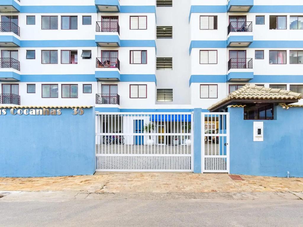  Apartamento em Caraguatatuba