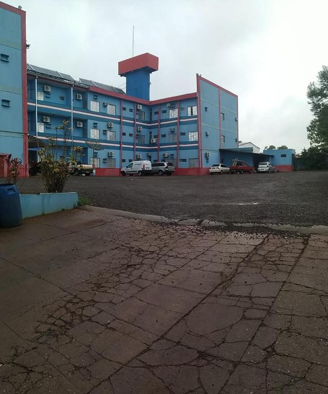  FRONTIER PALACE HOTEL