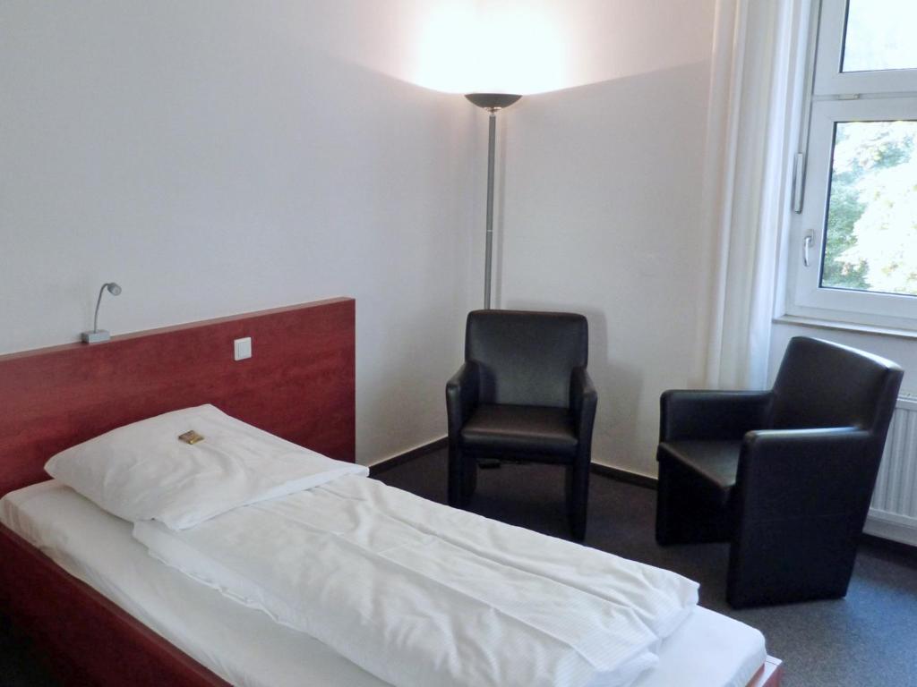 CJD Bonn Castell - Single Room