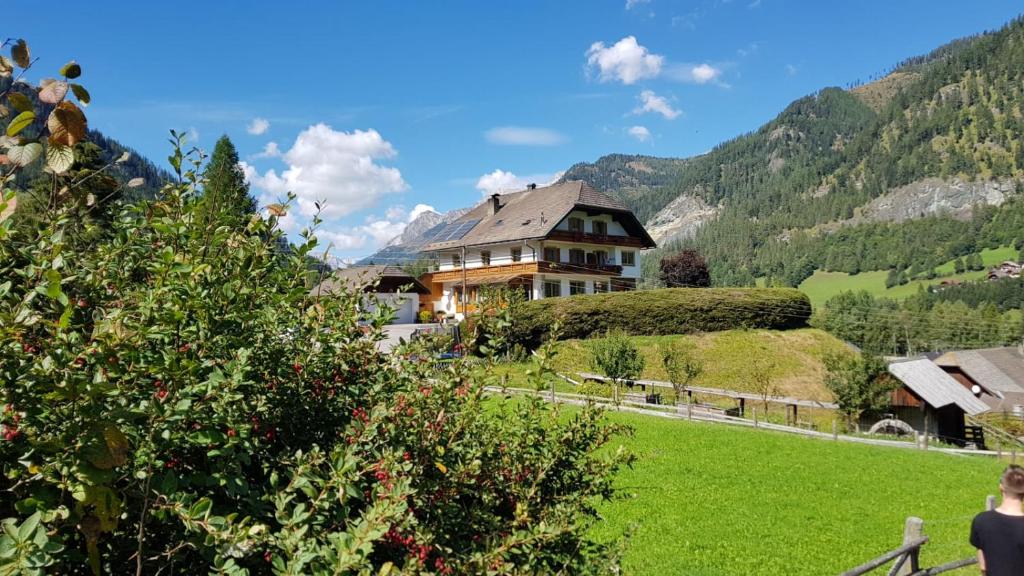 Fotografia z galérie ubytovania Haus Pfeifenberger v destinácii Zederhaus