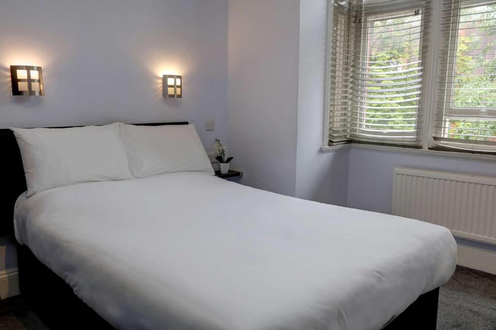 Sure Hotel by Best Western Reading - Double Room