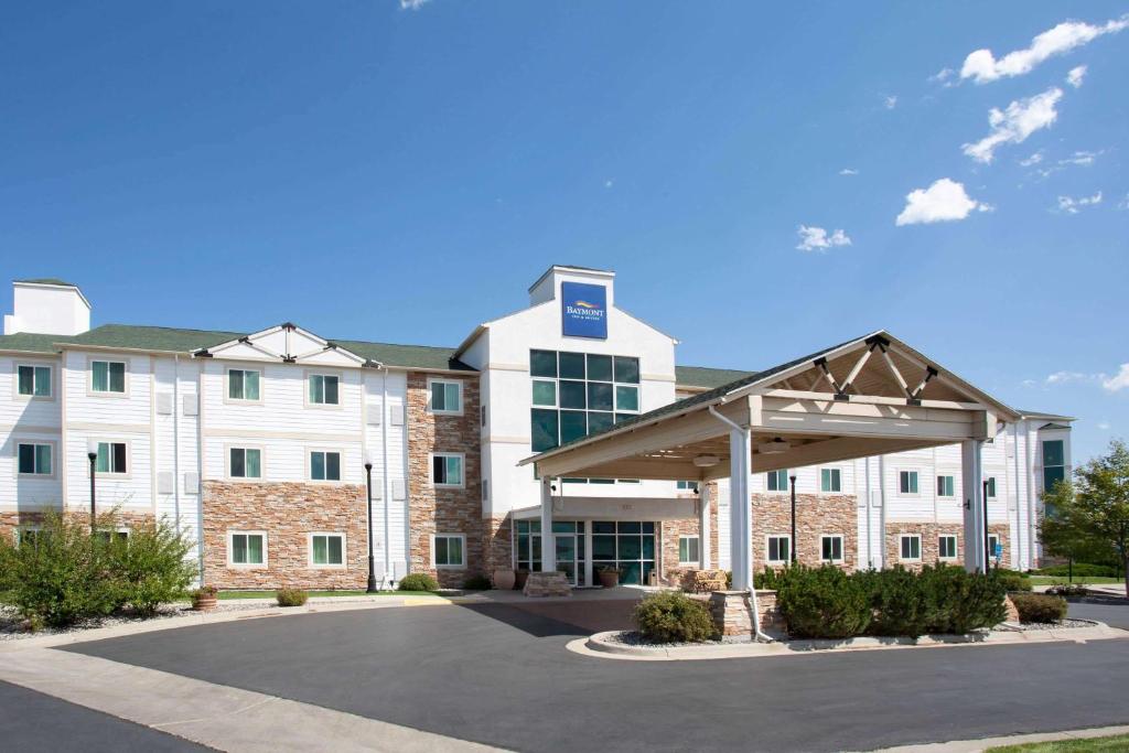 Baymont by Wyndham Sheridan photo