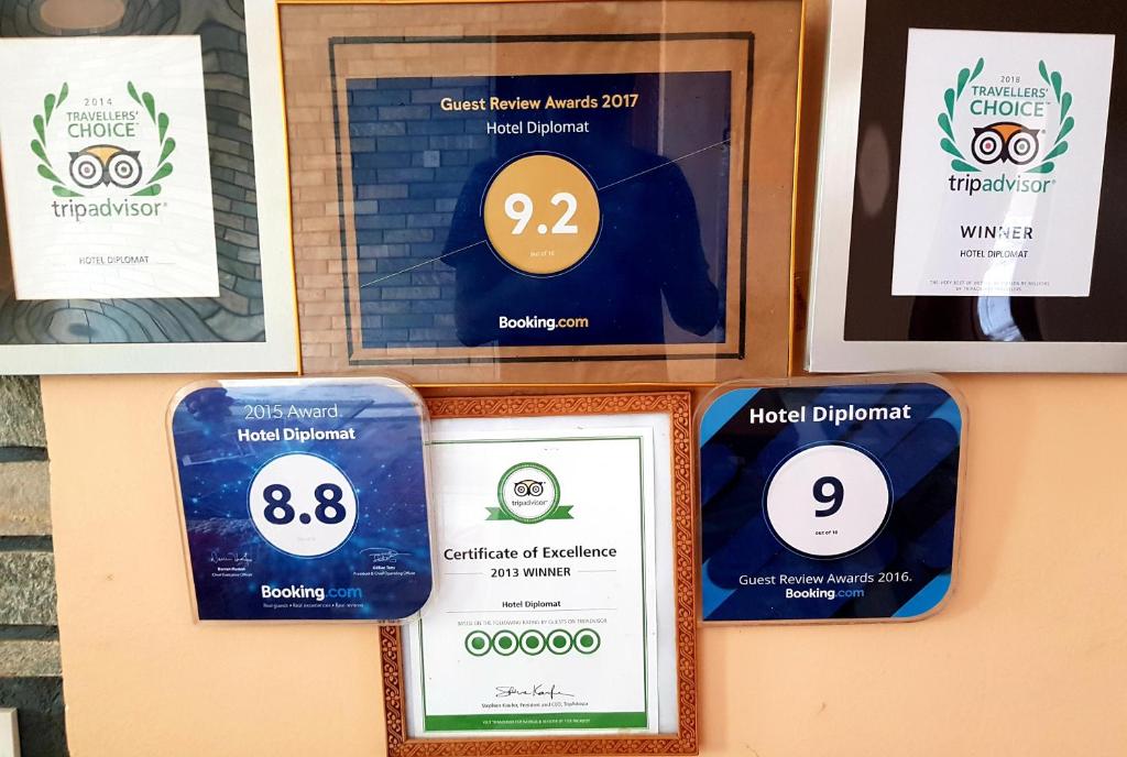 Certifikát, hodnocení, plakát nebo jiný dokument vystavený v ubytování Hotel Diplomat