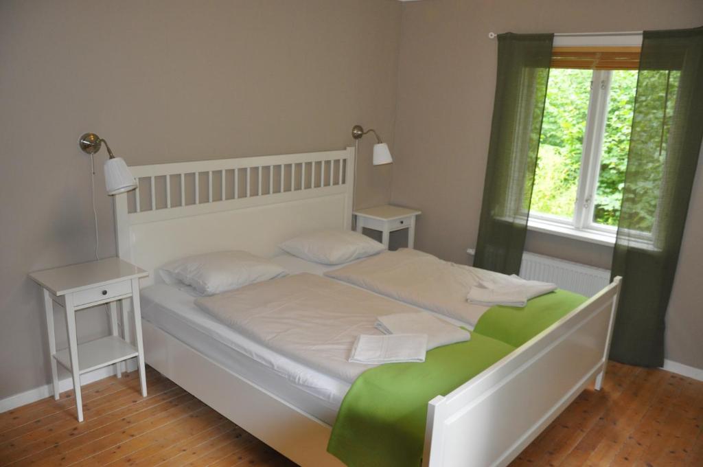 Postel nebo postele na pokoji v ubytování Hotel & Pensionat Björkelund