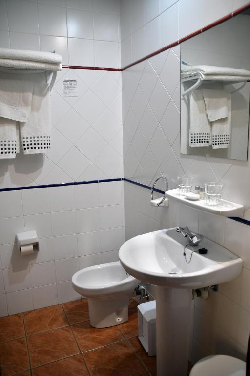Koupelna v ubytování Hotel Rural Molino del Arriero