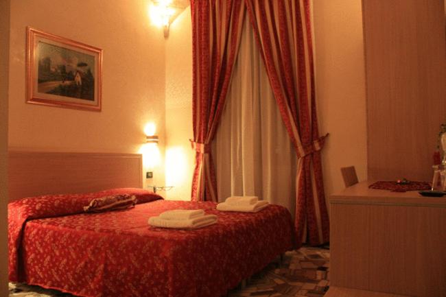Hotel Campidoglio - Resim 22