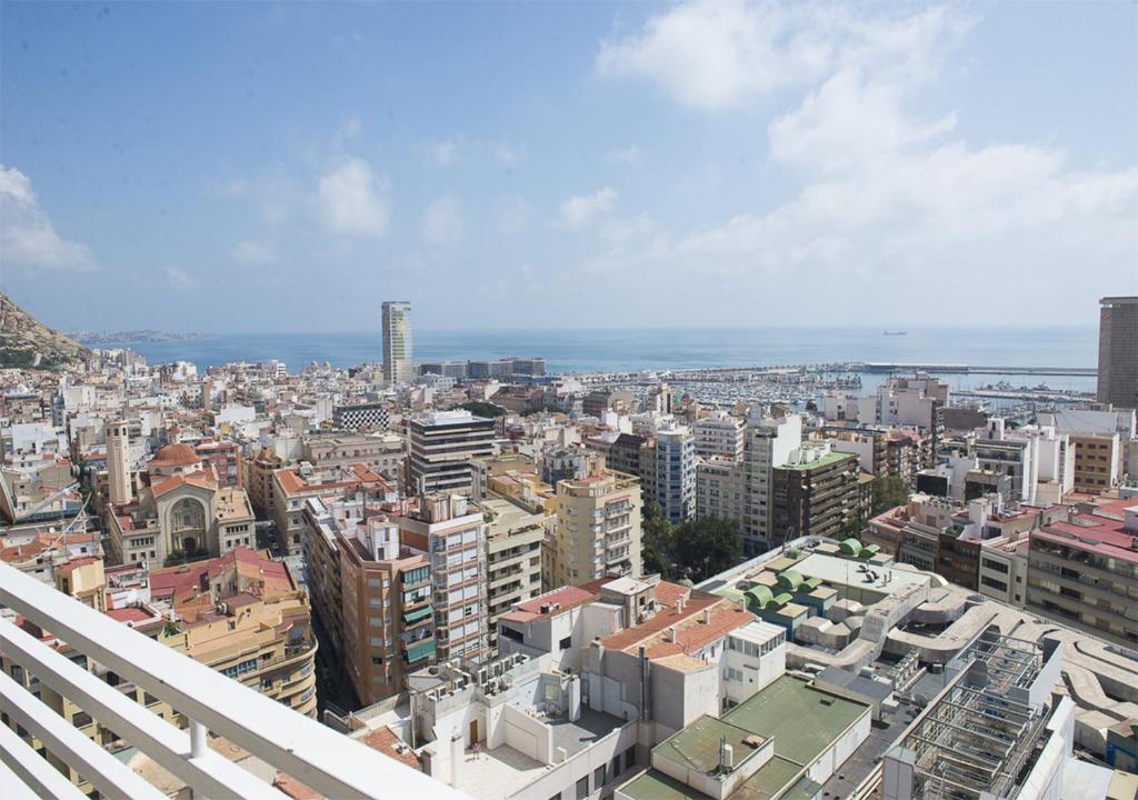 Appartement Suite Explanada (Spanje Alicante) - Booking.com