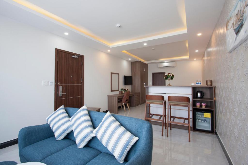 Phung Hung Boutique Hotelにあるキッチンまたは簡易キッチン