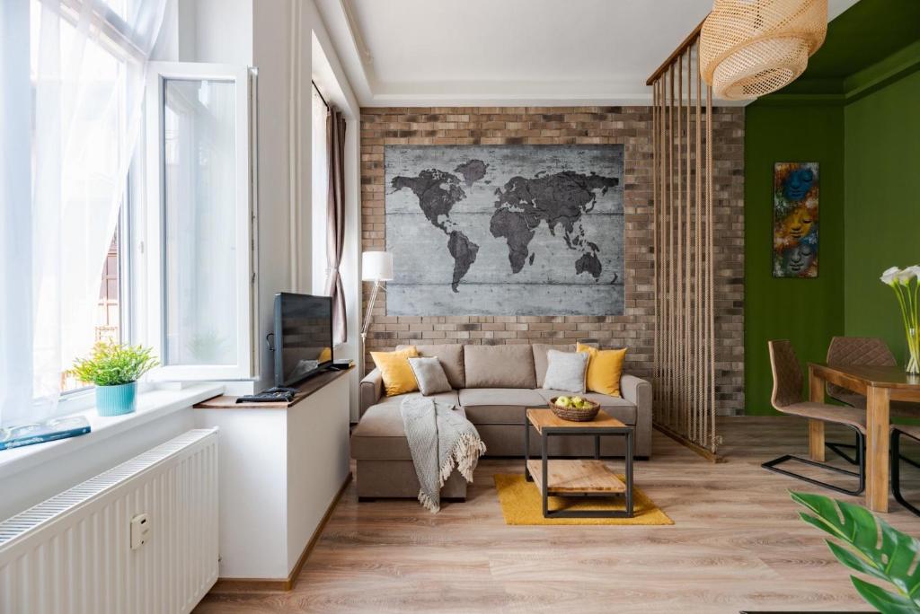 Posedenie v ubytovaní Central Kira Apartment