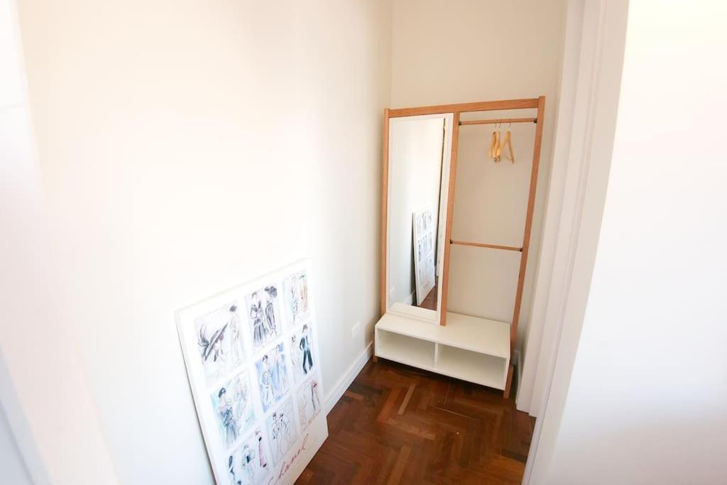  PORT apartamentos lindos e novos com garagem próximo ao Parque Barigui