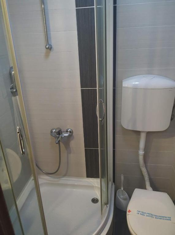 Koupelna v ubytování Hotel Jezero