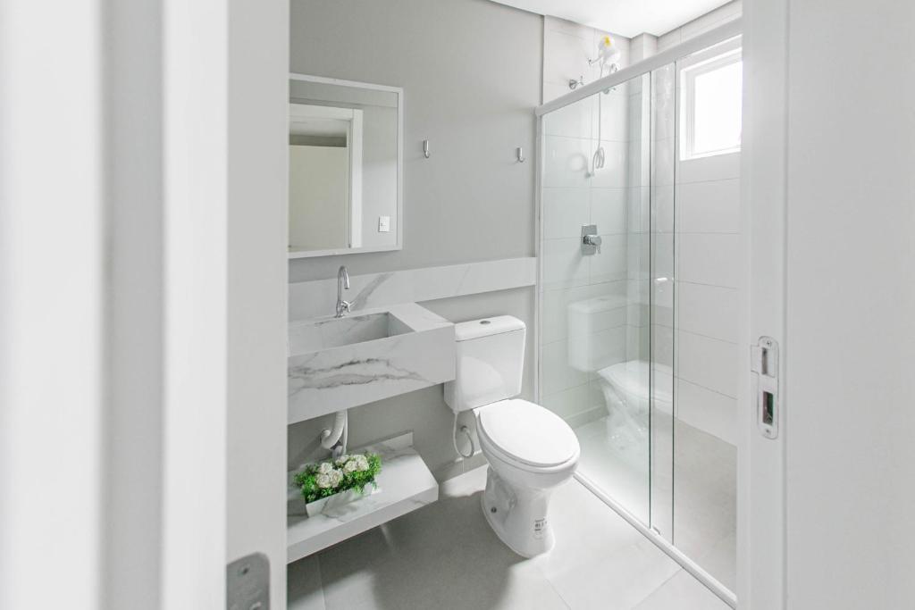  Apartamento Decorado e com Piscina