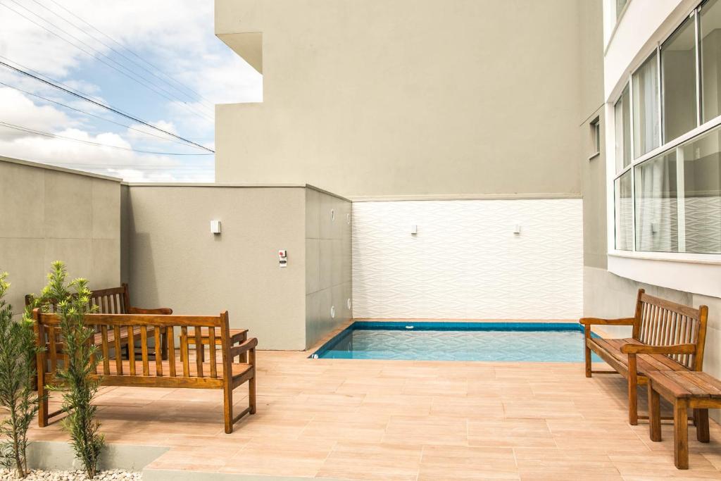  Apartamento Decorado e com Piscina