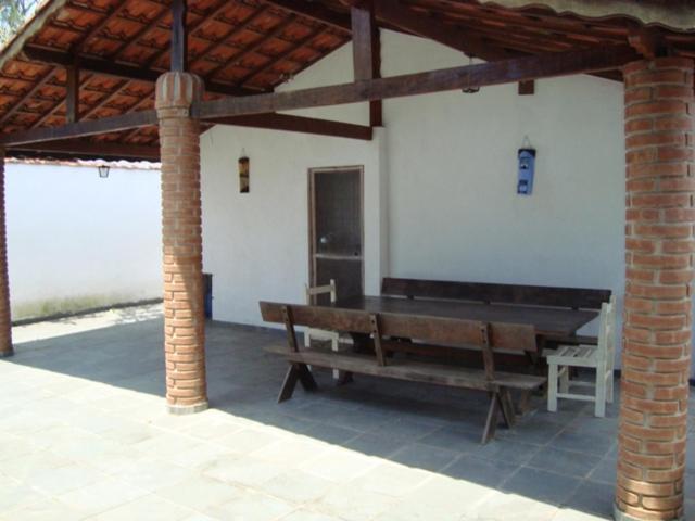  Casa arejada e espaçosa