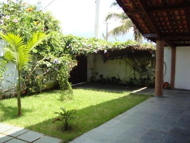  Casa arejada e espaçosa