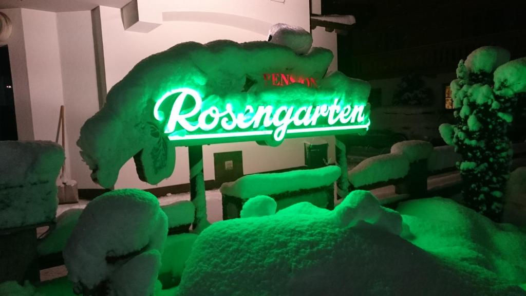 Zdjęcie z galerii obiektu Pension Rosengarten w mieście Tux