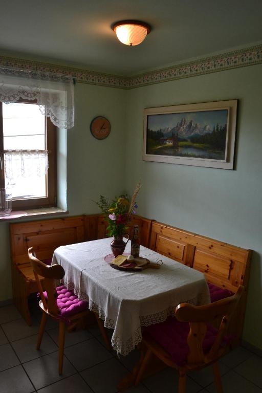 Posezení v ubytování Ferienwohnung Sonnenbichel