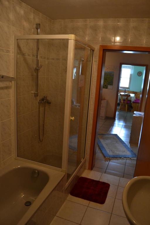 Koupelna v ubytování Ferienwohnung Sonnenbichel