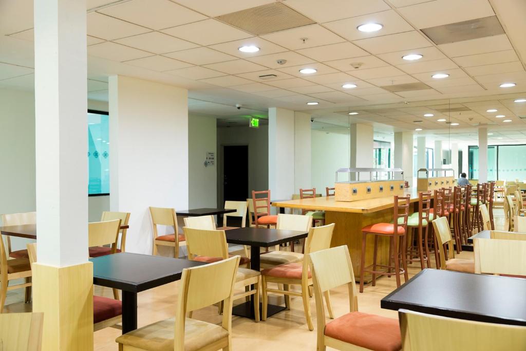 Restaurace v ubytování Excellence Express & Suites