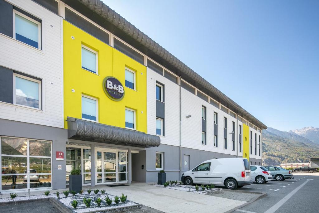 B&B HOTEL Saint Jean De Maurienne, Sainte-Marie-de-Cuines – Updated 2022  Prices