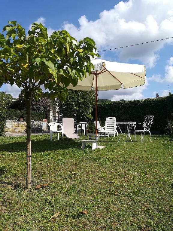 Vonkajšia záhrada v ubytovaní Casa Giulia