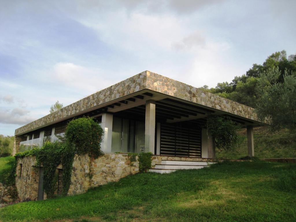 Budova, kde se vila nachází