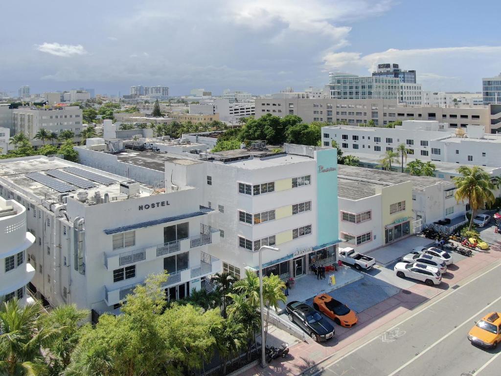 Nespecifikovaný výhled na destinaci Miami Beach nebo výhled na město při pohledu z hotelu