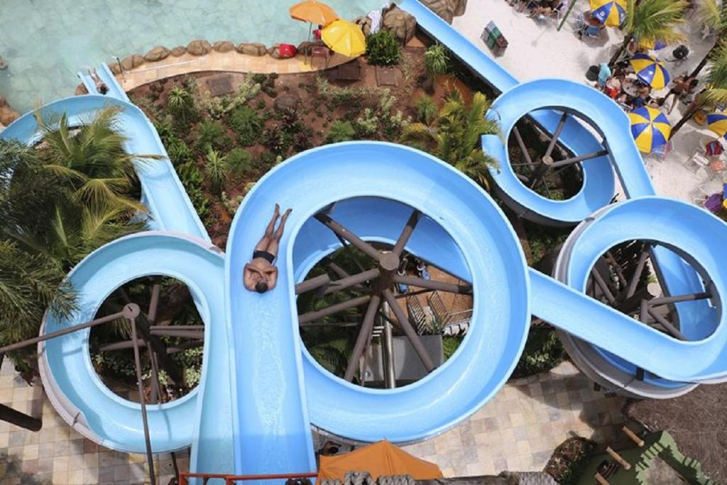  OPR - Resort em Olimpia Frente Piscina