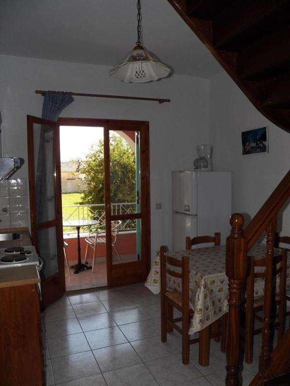 Kuchyň nebo kuchyňský kout v ubytování Villa Marina