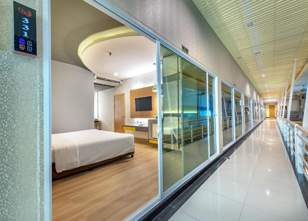 Qiu Hotel Sukhumvit - BTS On Nut Station