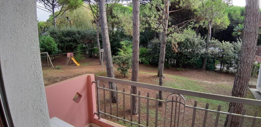 A garden outside VILLA CRISTINA N.6