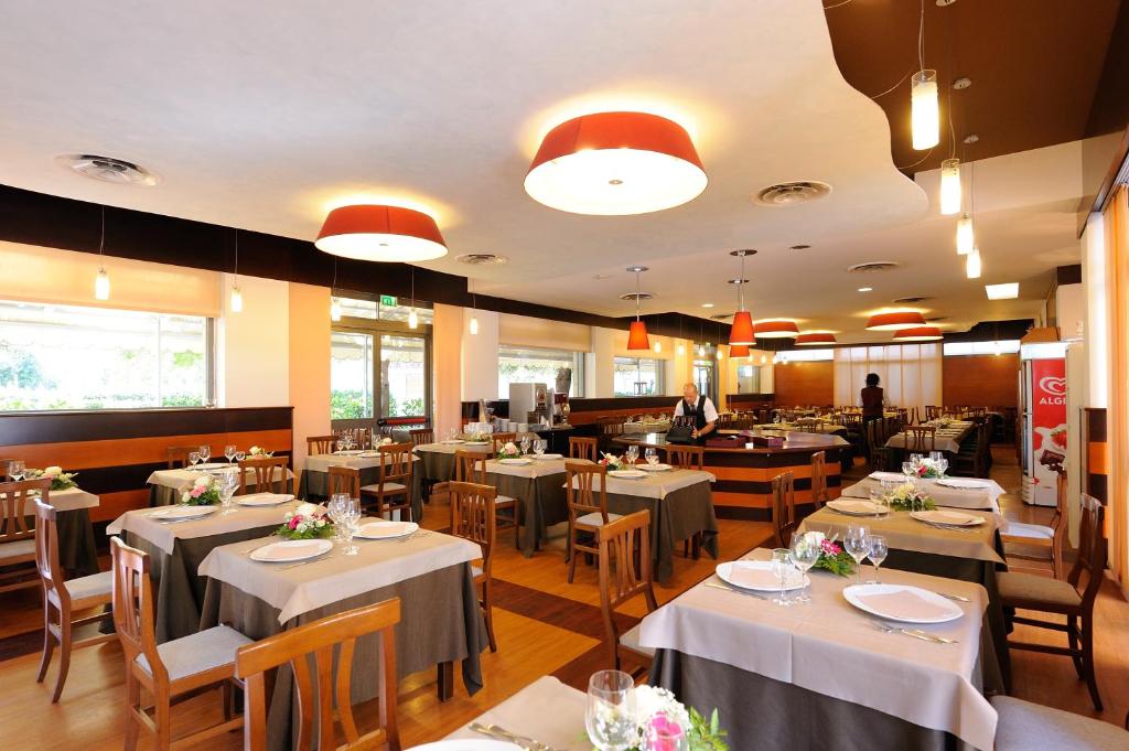 Restaurace v ubytování Hotel Frate Sole