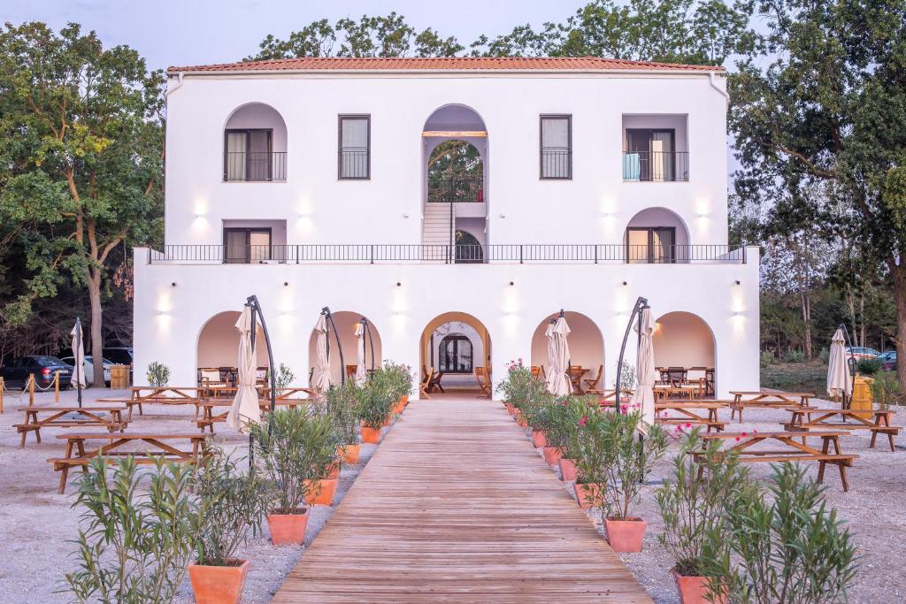 Budova, kde se hotel nachází