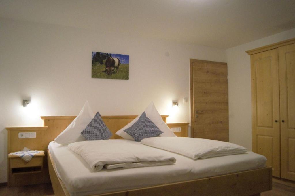 Postel nebo postele na pokoji v ubytování Haflinger Hof