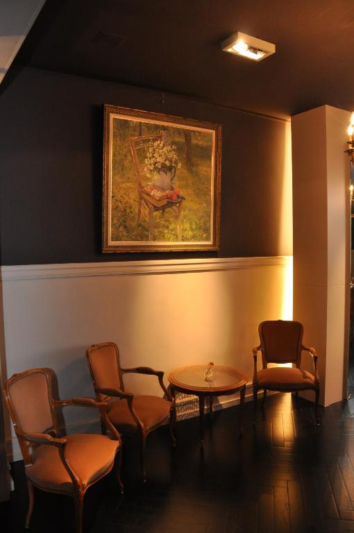 Posezení v ubytování Hotel De Zalm