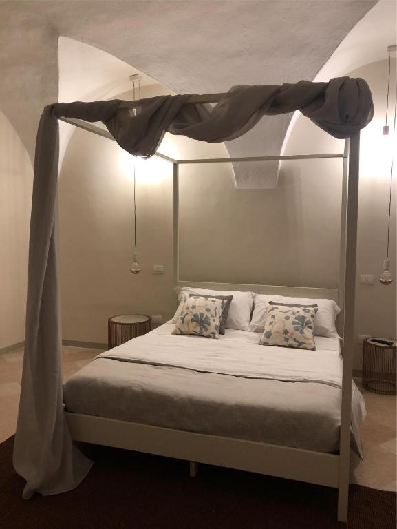 A bed or beds in a room at R&B Il Viavai