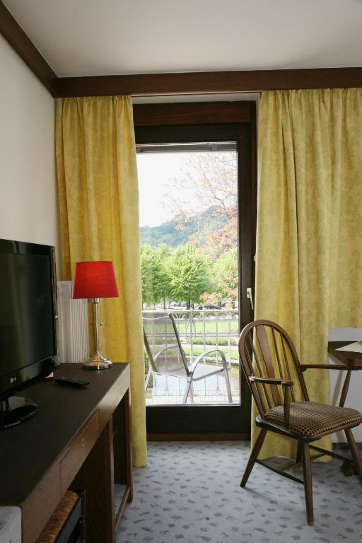 Nespecifikovaný výhled na hory nebo výhled na hory při pohledu z hotelu