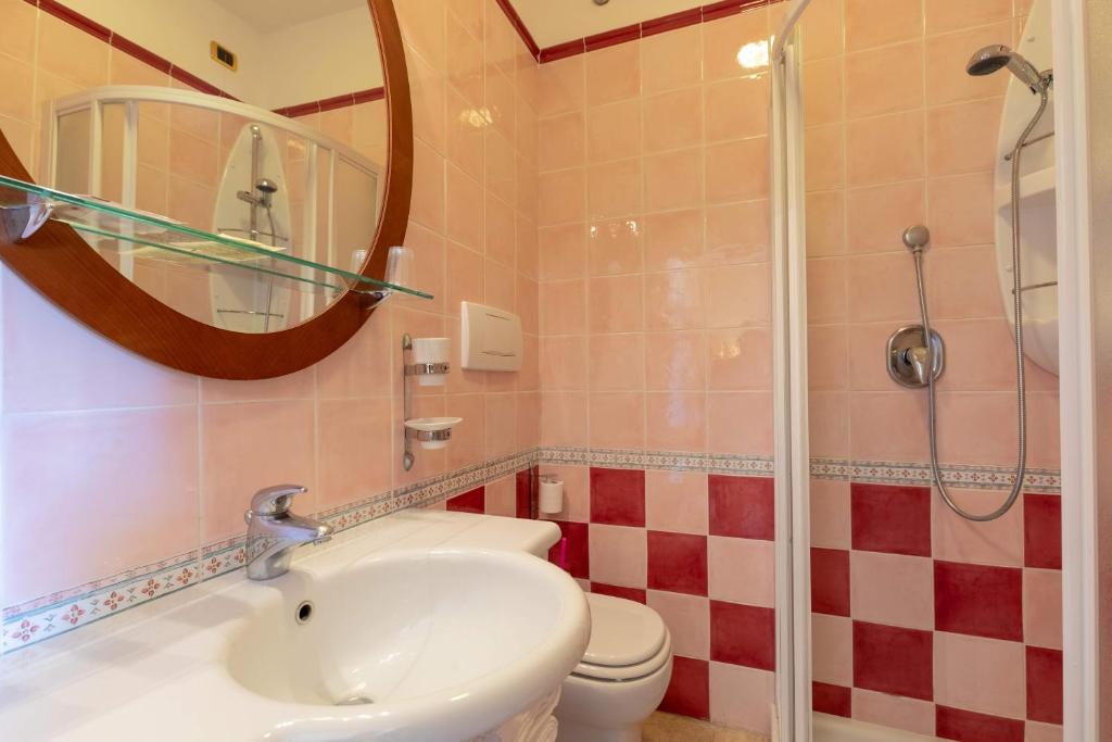 Hotel Villa Elda - Resim 16