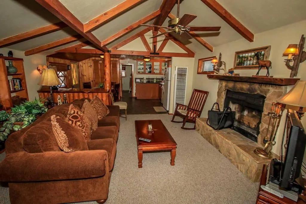 Merced Cottage-1453 by Big Bear Vacations, Big Bear Lake, Statele Unite ale Americii