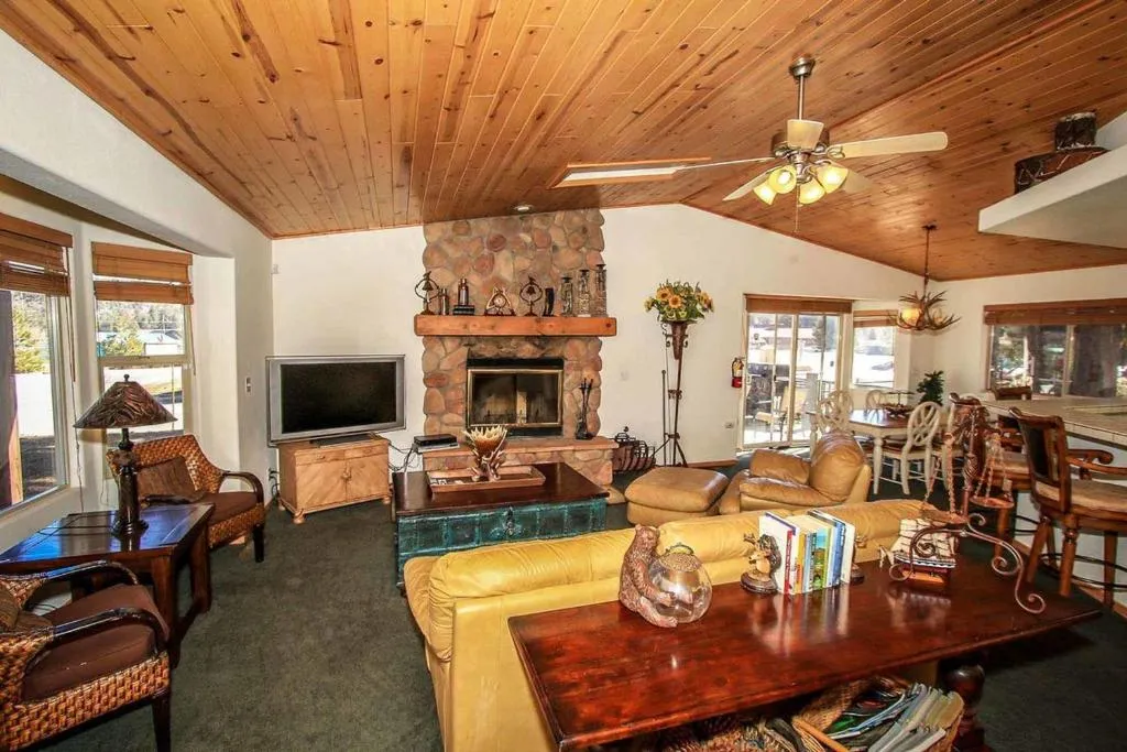 Can't Bear to Leave-1156 by Big Bear Vacations, Big Bear Lake, Statele Unite ale Americii