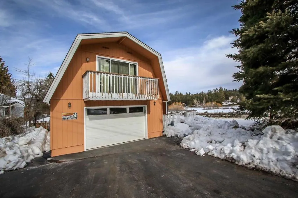 Leader on Cedar-1115 by Big Bear Vacations, Big Bear Lake, Statele Unite ale Americii