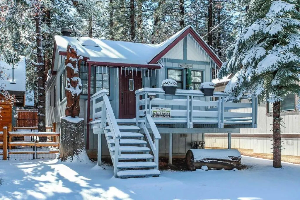 Goldilocks Getaway-1828 by Big Bear Vacations, Big Bear Lake, Statele Unite ale Americii